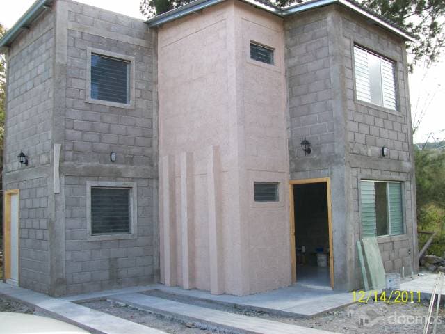 se vende o se alquila vivienda — foto 1