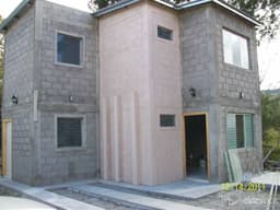 se vende o se alquila vivienda