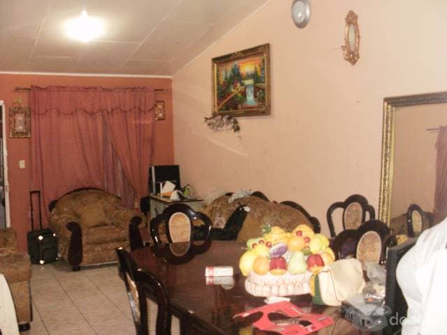 SE VENDE CASA PEATONAL EN RES. PLAZA — foto 3