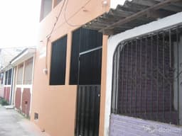 VENTA DE CASA EN LA COLONIA HATO DE ENMEDIO DE 2 PLANTAS
