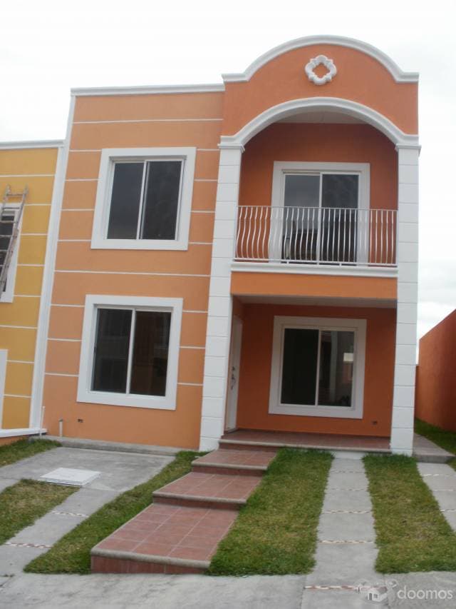 VENTA DE CASAS EN RES. ROBLE OESTE, CIRCUITO CERRADO — foto 1