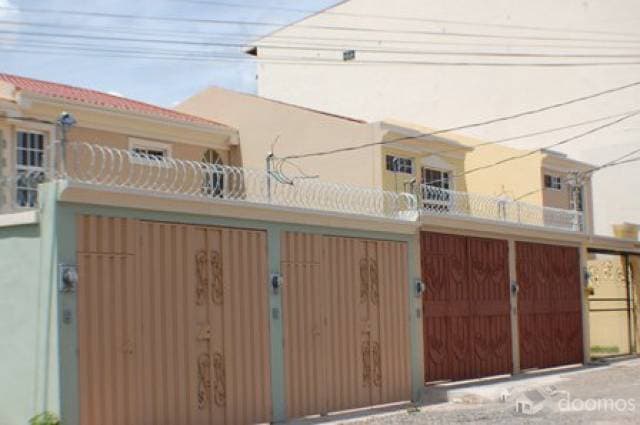 SE VENDE APARTAMENTO EN LA COLONIA LARA NORTE