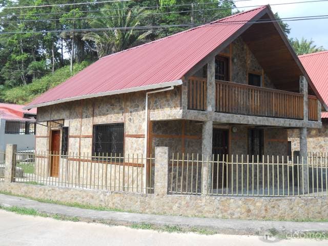 Si quieres vivir bien, aca esta tu Casa. — foto 2