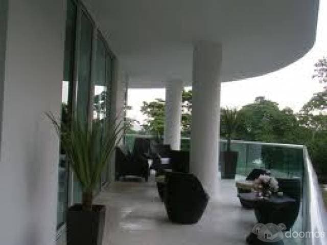 CONDOMINIO DE LUJO — foto 2