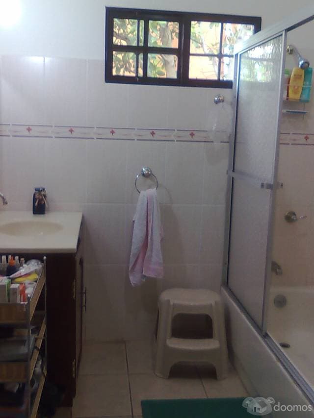 Alquilo Bella Casa en Zona Exclusiva — foto 8