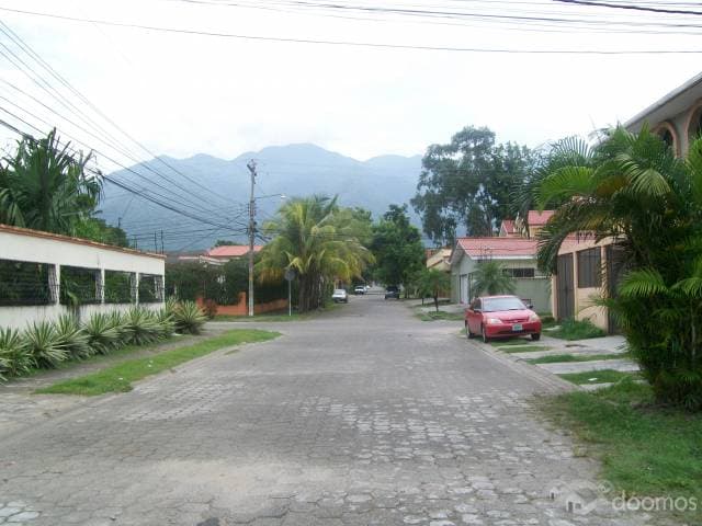 Venta de Terreno en Colonia Universidad — foto 2
