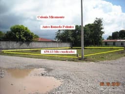Vendo terreno para vivienda o negocio col Miramontes La Ceiba