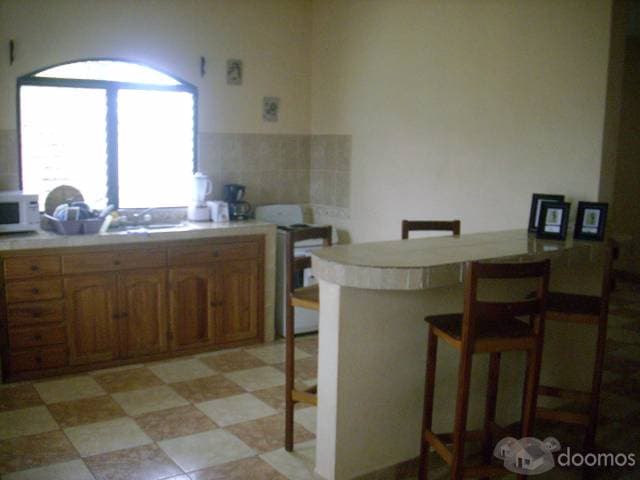 SE VENDE CASA MODERNA TELA ATLANTIDA — foto 2