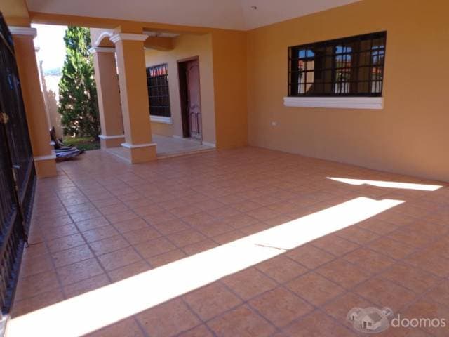 Hermosa y Espaciosa Casa en Venta — foto 8
