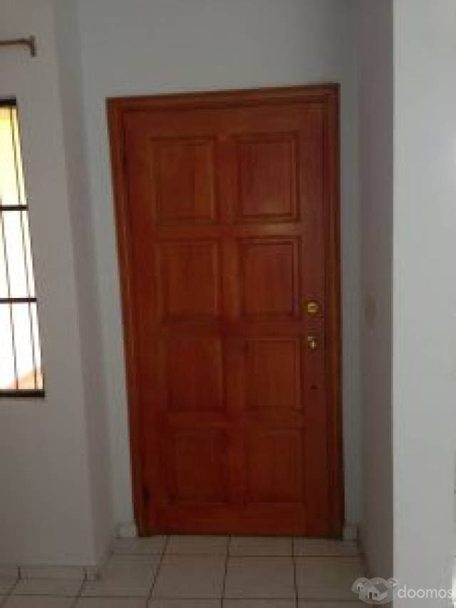 Se alquila apartamento tipo town house de dos pisos — foto 4