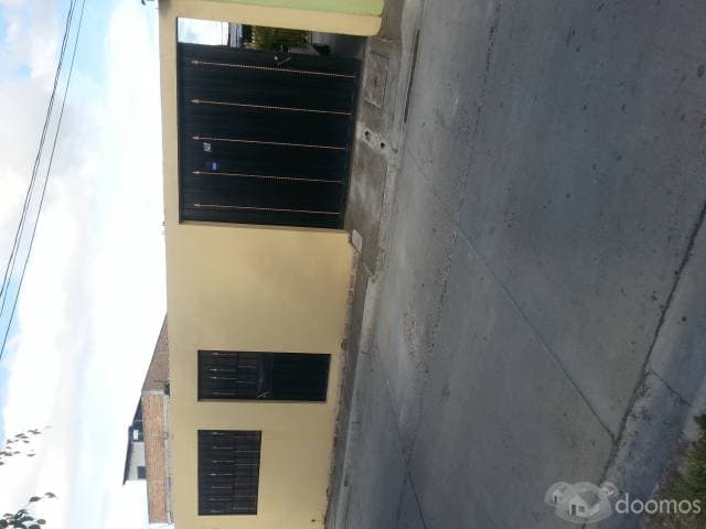 VENDO CASA NEGOCIABLE