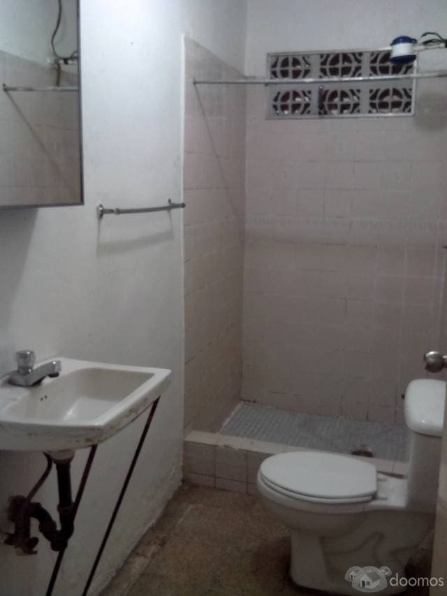 CASA EN RENTA BARRIO GUAMLITO — foto 6