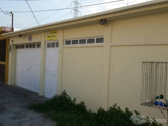 BONITA CASA CERCA DEL ESTADIO OLIMPICO