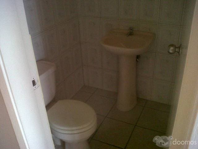 RENTA DE CASA EN COLONIA MODERNA — foto 1