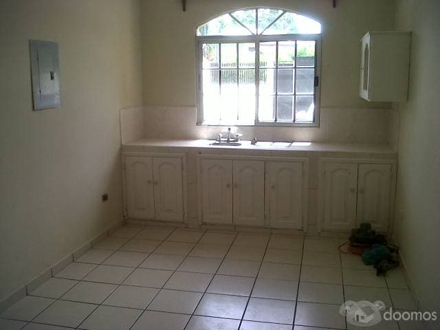 RENTA APARTAMENTO EN LOS ALAMOS — foto 1