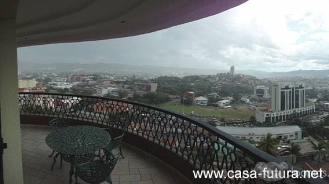 APARTAMENTO AMUEBLADO $1400 EN COLONIA LOMAS DEL GUIJARRO - TEGUCIGALPA / HON