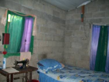 Comprar Casa San Pedro Sula colonia las brisas — foto 2